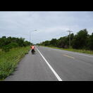 Den Highway haben wir verlassen, um weiter in Ufernähe fahren zu können